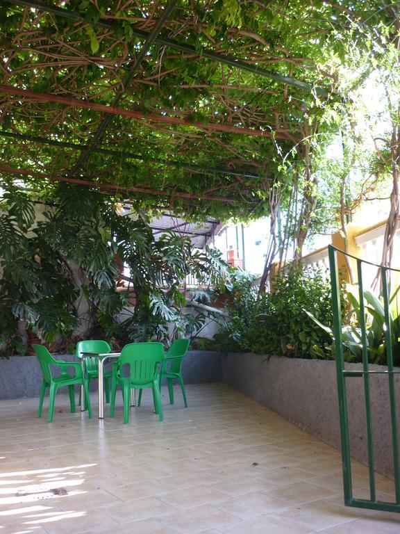 Hotel Las Flores Tolox Dış mekan fotoğraf